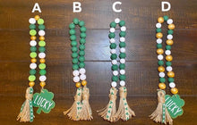 Load image into Gallery viewer, St. Paddy&#39;s Garland
