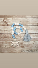 Load image into Gallery viewer, Winter &amp; Christmas Wood Bead Garland
